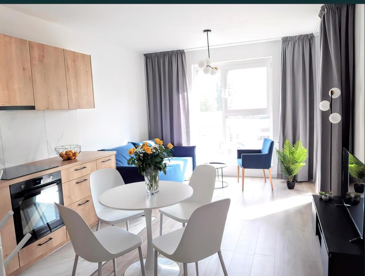 Apartamenty Fuzja - Komfortowe Mieszkania Blisko Centrum Lodzi Garaz Ngoại thất bức ảnh
