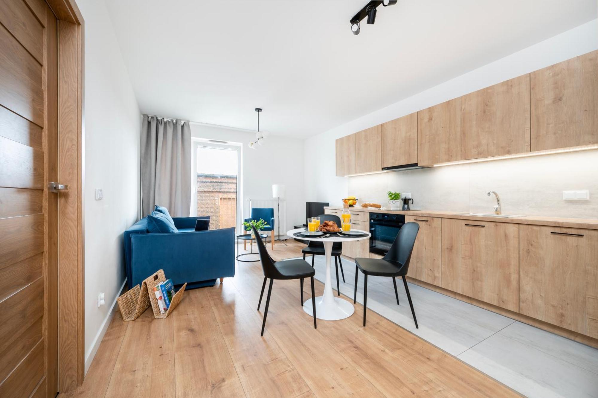 Apartamenty Fuzja - Komfortowe Mieszkania Blisko Centrum Lodzi Garaz Ngoại thất bức ảnh