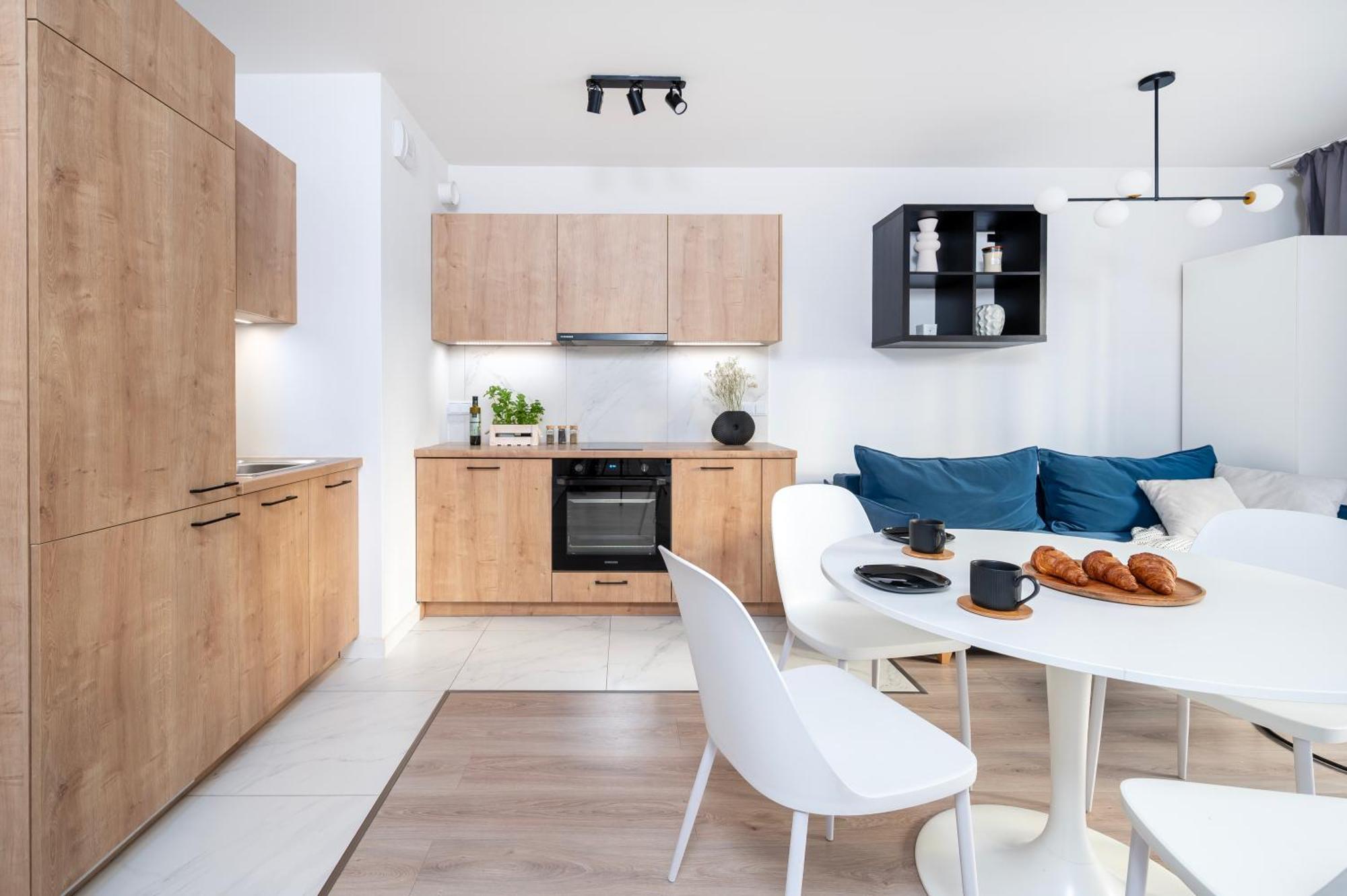 Apartamenty Fuzja - Komfortowe Mieszkania Blisko Centrum Lodzi Garaz Ngoại thất bức ảnh