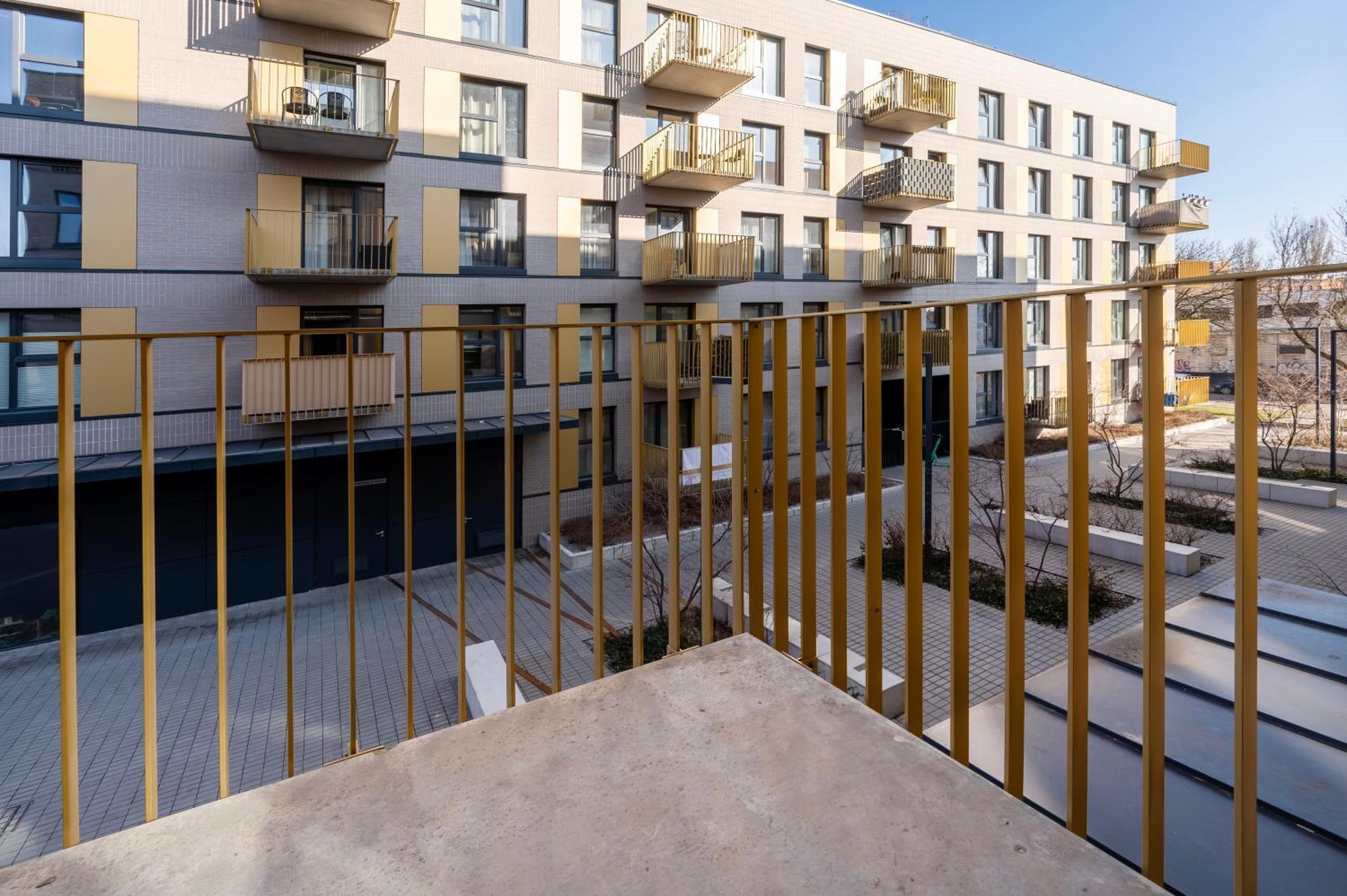 Apartamenty Fuzja - Komfortowe Mieszkania Blisko Centrum Lodzi Garaz Ngoại thất bức ảnh